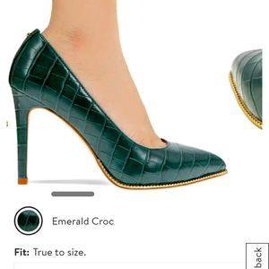 Bcbg green croc pumps